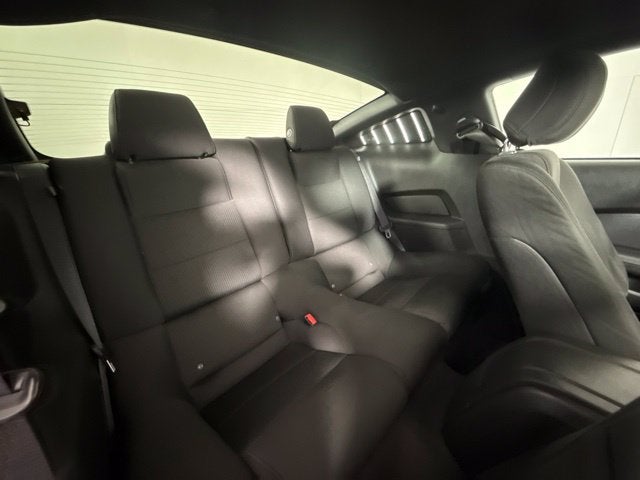 2012 Ford Mustang V6 w/ CLEAN CARFAX
