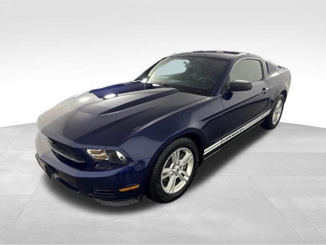 2012 Ford Mustang V6 w/ CLEAN CARFAX
