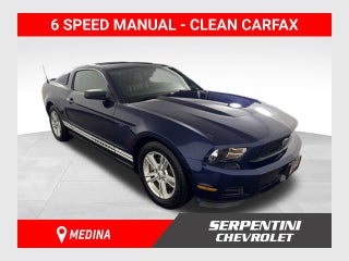 2012 Ford Mustang V6 w/ CLEAN CARFAX