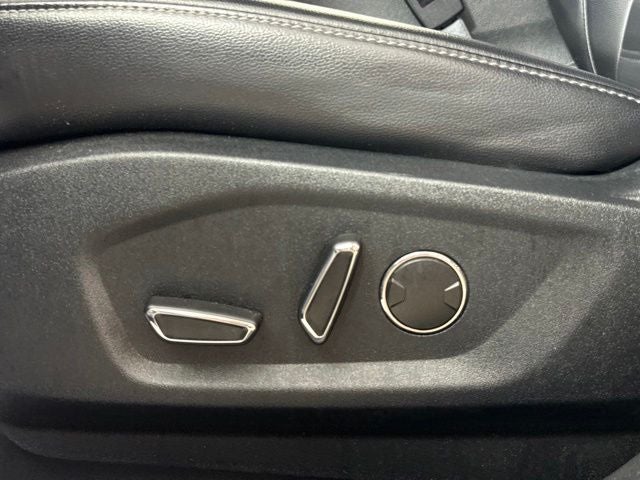 2019 Ford Edge SEL w/ PANO ROOF