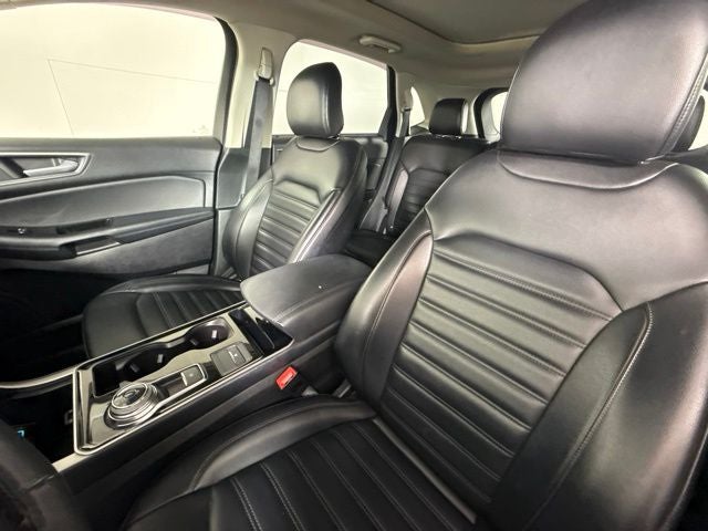 2019 Ford Edge SEL w/ PANO ROOF