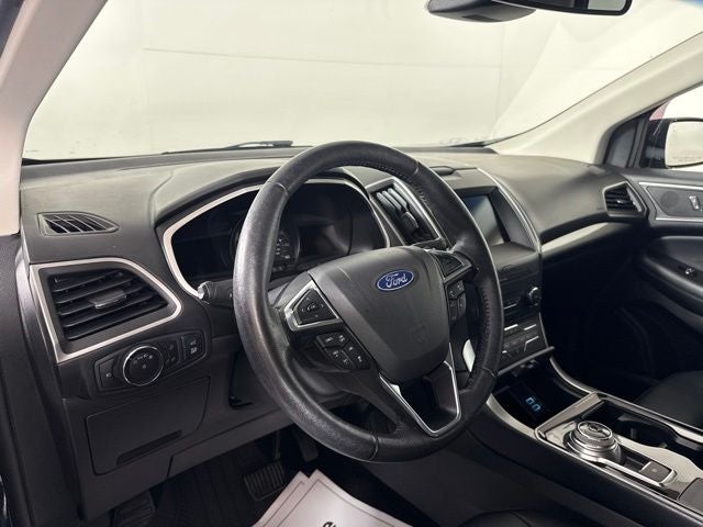 2019 Ford Edge SEL w/ PANO ROOF