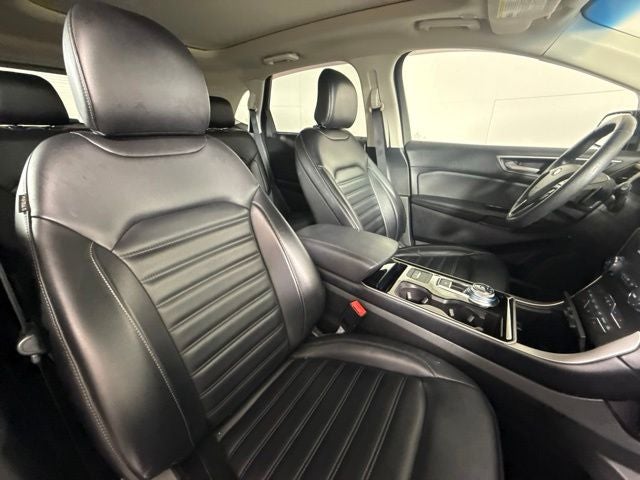 2019 Ford Edge SEL w/ PANO ROOF