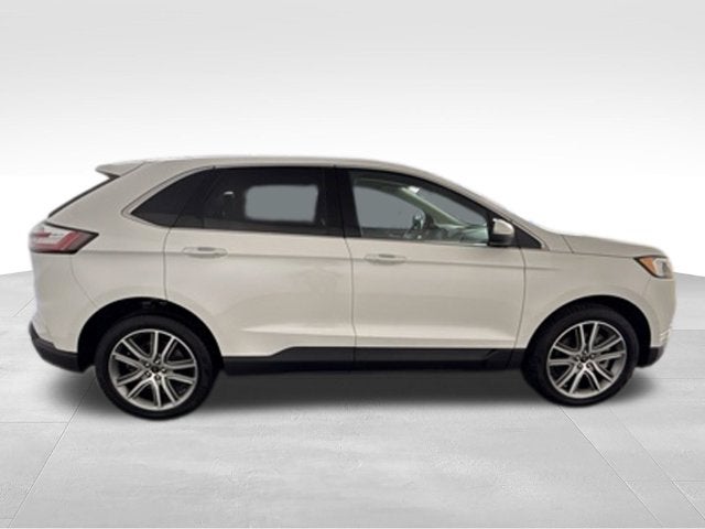 2024 Ford Edge Titanium w/ PANO ROOF