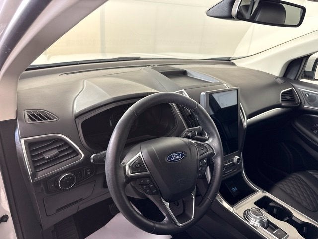 2024 Ford Edge Titanium w/ PANO ROOF
