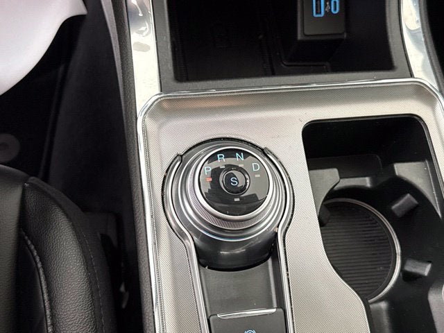 2024 Ford Edge Titanium w/ PANO ROOF
