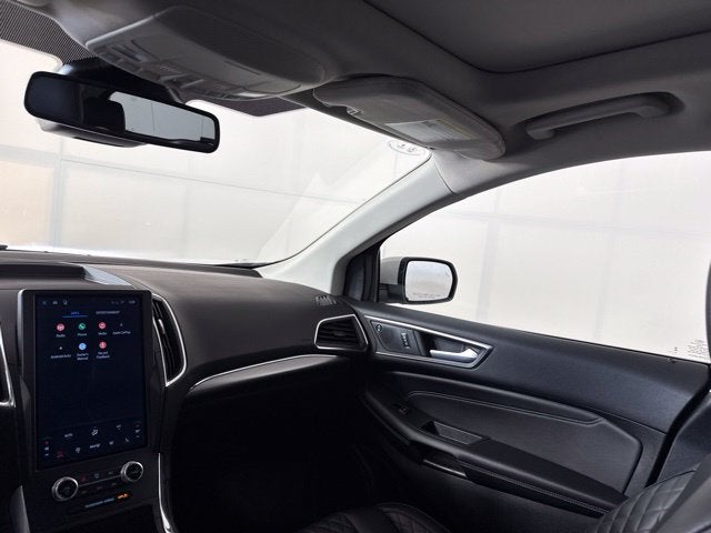 2024 Ford Edge Titanium w/ PANO ROOF