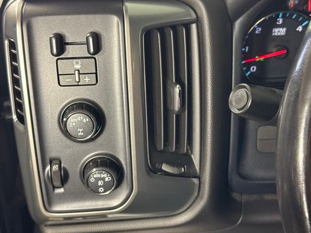 2019 Chevrolet Silverado 1500 LD LT w/ REMOTE START