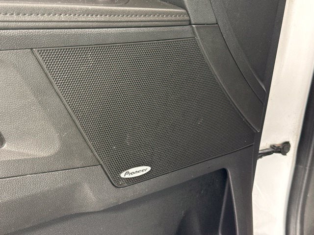 2016 Chevrolet Equinox LTZ w/ SUNROOF