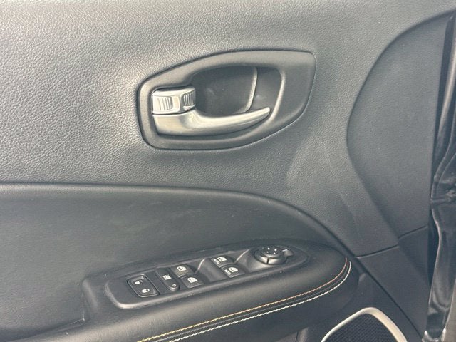 2019 Jeep Compass Latitude w/ HEATED SEATS