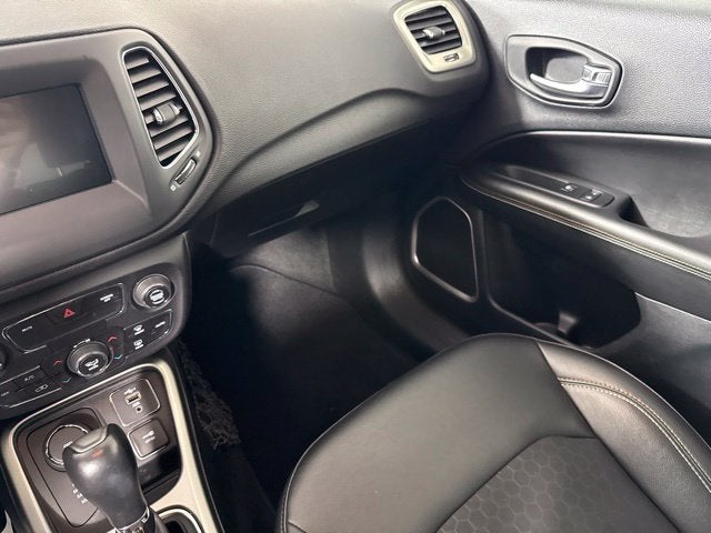 2019 Jeep Compass Latitude w/ HEATED SEATS