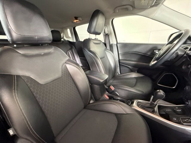 2019 Jeep Compass Latitude w/ HEATED SEATS