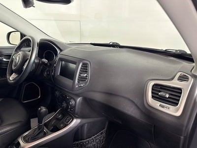 2019 Jeep Compass Latitude w/ HEATED SEATS