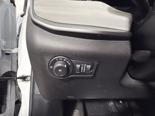 2025 Jeep Compass Limited w/ LEATHER