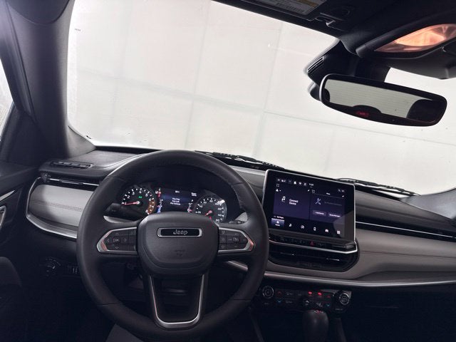 2025 Jeep Compass Limited w/ LEATHER