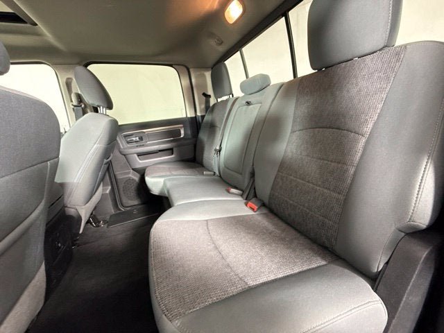 2018 RAM 1500 Big Horn w/ PWR SUNROOF
