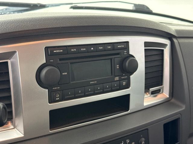 2007 Dodge Ram 2500 SLT w/ 5.7l HEMI V8 ENGINE