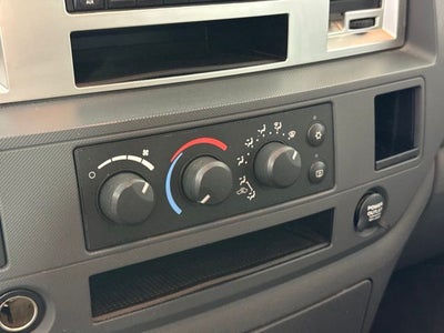 2007 Dodge Ram 2500 SLT w/ 5.7l HEMI V8 ENGINE
