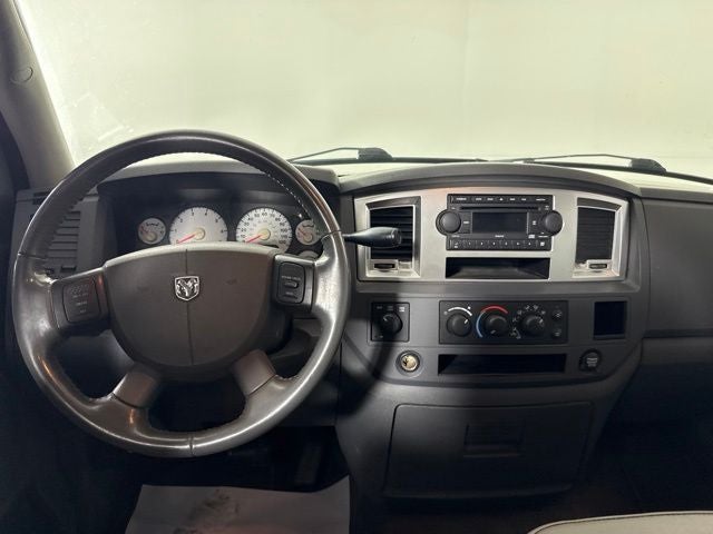 2007 Dodge Ram 2500 SLT w/ 5.7l HEMI V8 ENGINE