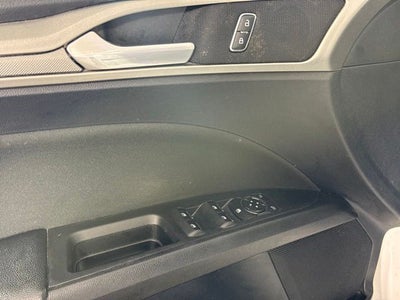 2019 Ford Fusion SE w/ ADAPTIVE CRUISE