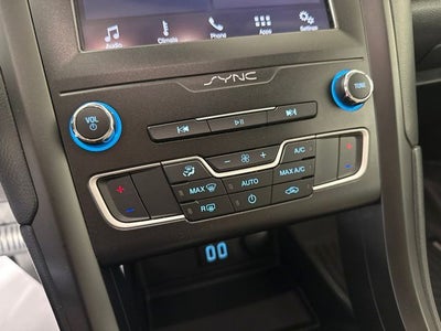 2019 Ford Fusion SE w/ APPLE CARPLAY