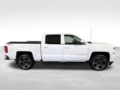 2017 Chevrolet Silverado 1500 LT w/ APPLE CARPLAY