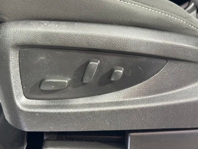 2017 Chevrolet Silverado 1500 LT w/ APPLE CARPLAY