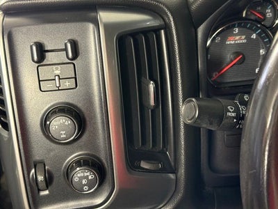 2017 Chevrolet Silverado 1500 LT w/ APPLE CARPLAY
