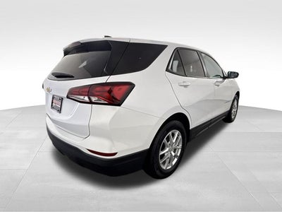 2024 Chevrolet Equinox LS w/ WIRELESS CARPLAY