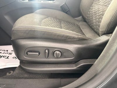 2020 Chevrolet Equinox LT w/ POWER LIFTGATE