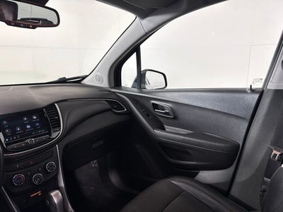 2019 Chevrolet Trax LT w/ APPLE CARPLAY