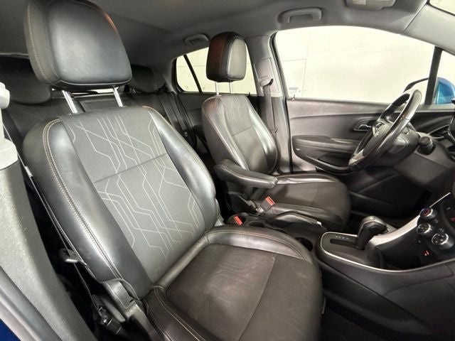 2019 Chevrolet Trax LT w/ APPLE CARPLAY