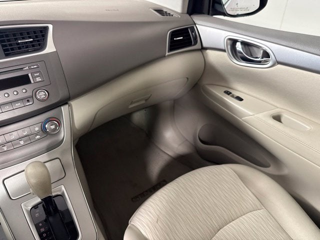 2014 Nissan Sentra SV w/ HANDSFREE AUDIO
