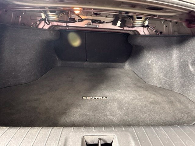 2020 Nissan Sentra SV w/ APPLE CARPLAY