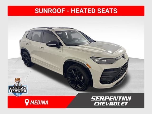 2025 Volkswagen Tiguan 2.0T SE R-Line Black w/ HEATED SEATS