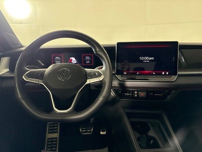 2025 Volkswagen Tiguan 2.0T SE R-Line Black w/ HEATED SEATS
