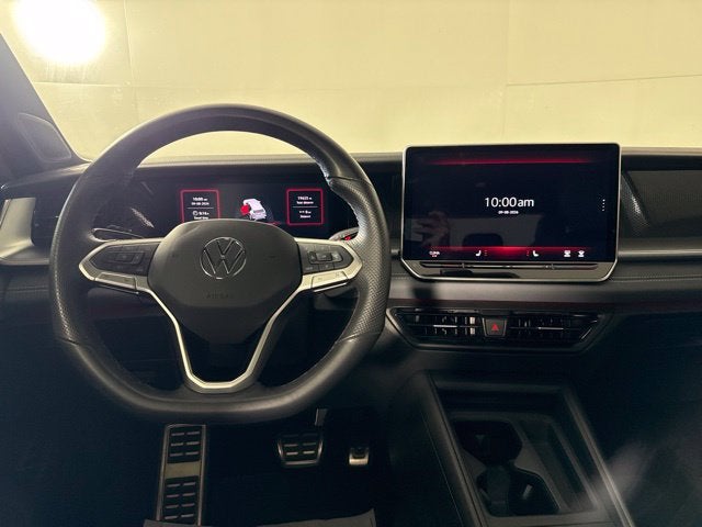 2025 Volkswagen Tiguan 2.0T SE R-Line Black w/ HEATED SEATS