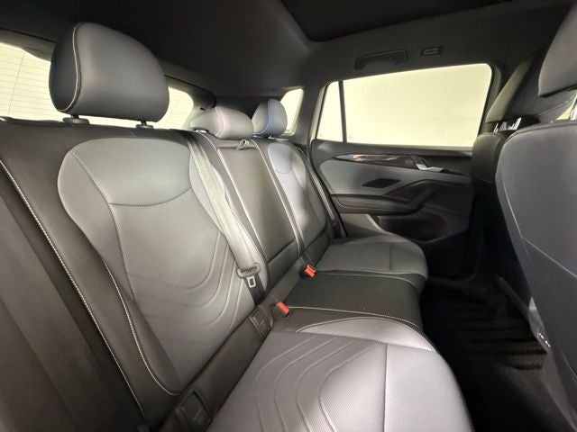 2025 Volkswagen Tiguan 2.0T SE R-Line Black w/ HEATED SEATS
