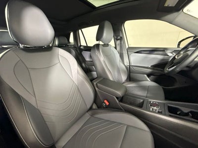 2025 Volkswagen Tiguan 2.0T SE R-Line Black w/ HEATED SEATS