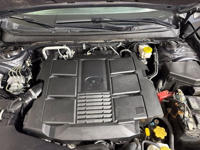 2019 Subaru Outback 3.6R Limited w/ MOONROOF