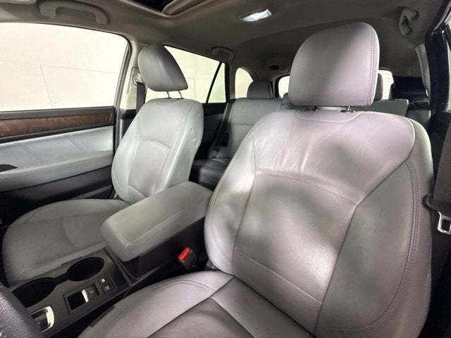2019 Subaru Outback 3.6R Limited w/ MOONROOF