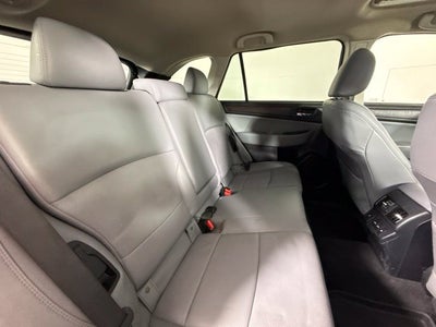 2019 Subaru Outback 3.6R Limited w/ MOONROOF