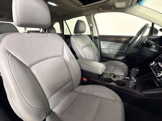 2019 Subaru Outback 3.6R Limited w/ MOONROOF