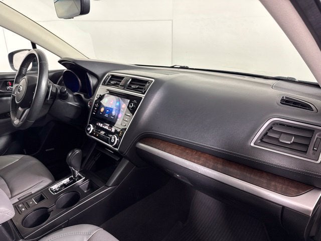 2019 Subaru Outback 3.6R Limited w/ MOONROOF