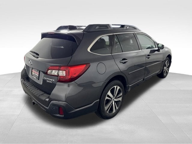 2019 Subaru Outback 3.6R Limited w/ MOONROOF
