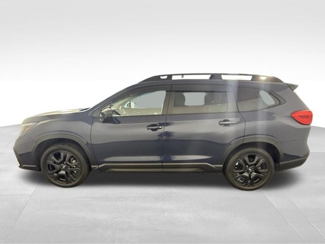 2025 Subaru Ascent Onyx Edition w/ SUNROOF