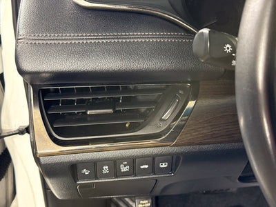 2016 Toyota Avalon Limited w/ PWR MOONROOF