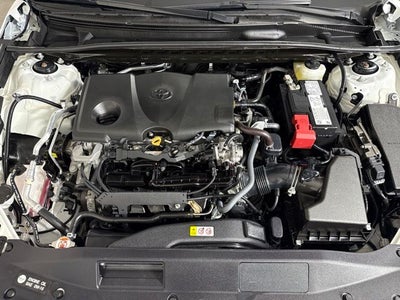 2023 Toyota Camry SE w/ APPLE CARPLAY