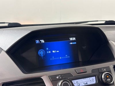 2016 Honda Odyssey Touring w/ REAR ENTERTAINMENT