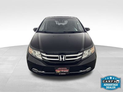 2016 Honda Odyssey Touring w/ REAR ENTERTAINMENT